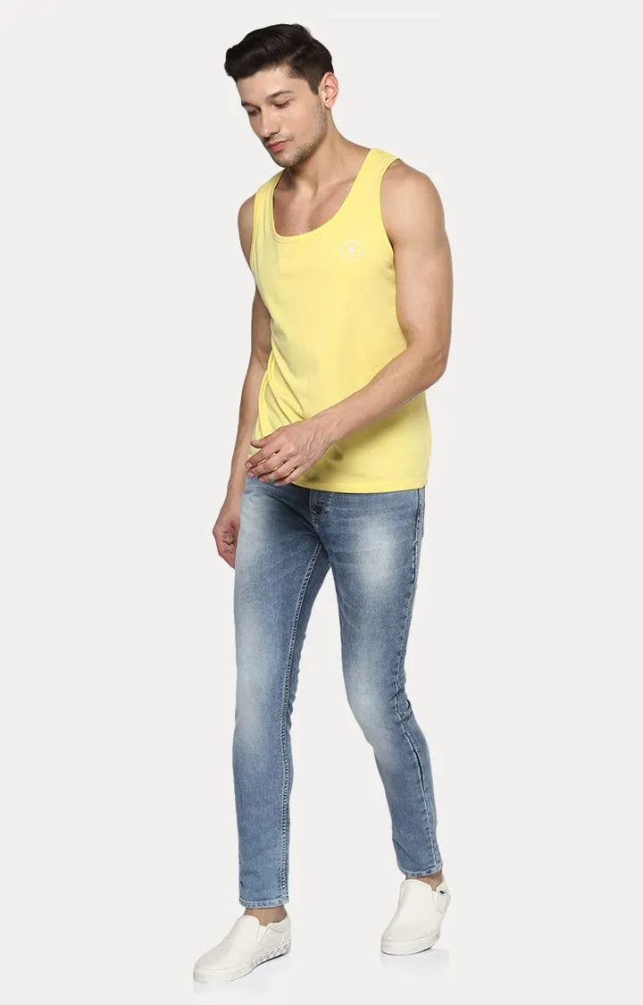 Spykar Yellow Solid Slim Fit Men T-Shirts